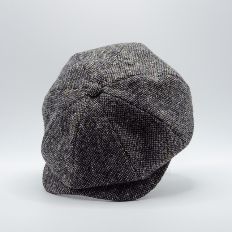 Mörkgråmelerad Wigéns News Boy Classic Cap sedd bakifrån